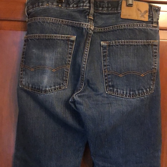 AE slim straight jeans.  Like new. 31x30 - Picture 3 of 5